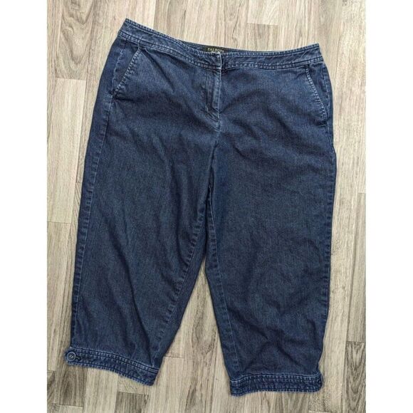 Talbots Womens Size 12 Petite Buttoned Cuffs Pockets Denim Blue Jeans Capris - Picture 1 of 10